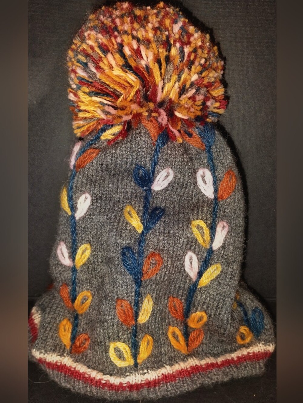 Gray Knit Pom-Pom Classic Alpaca Beanie